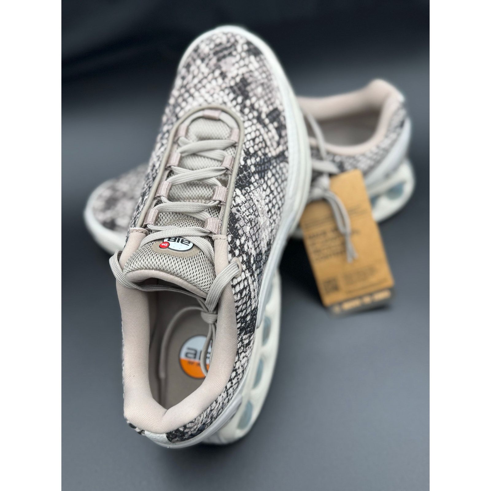 Nike Nike Woman’s Air Max DN 'Snakeskin' HF5512-200 Sz 8 Size ONE SIZE - 3 Thumbnail