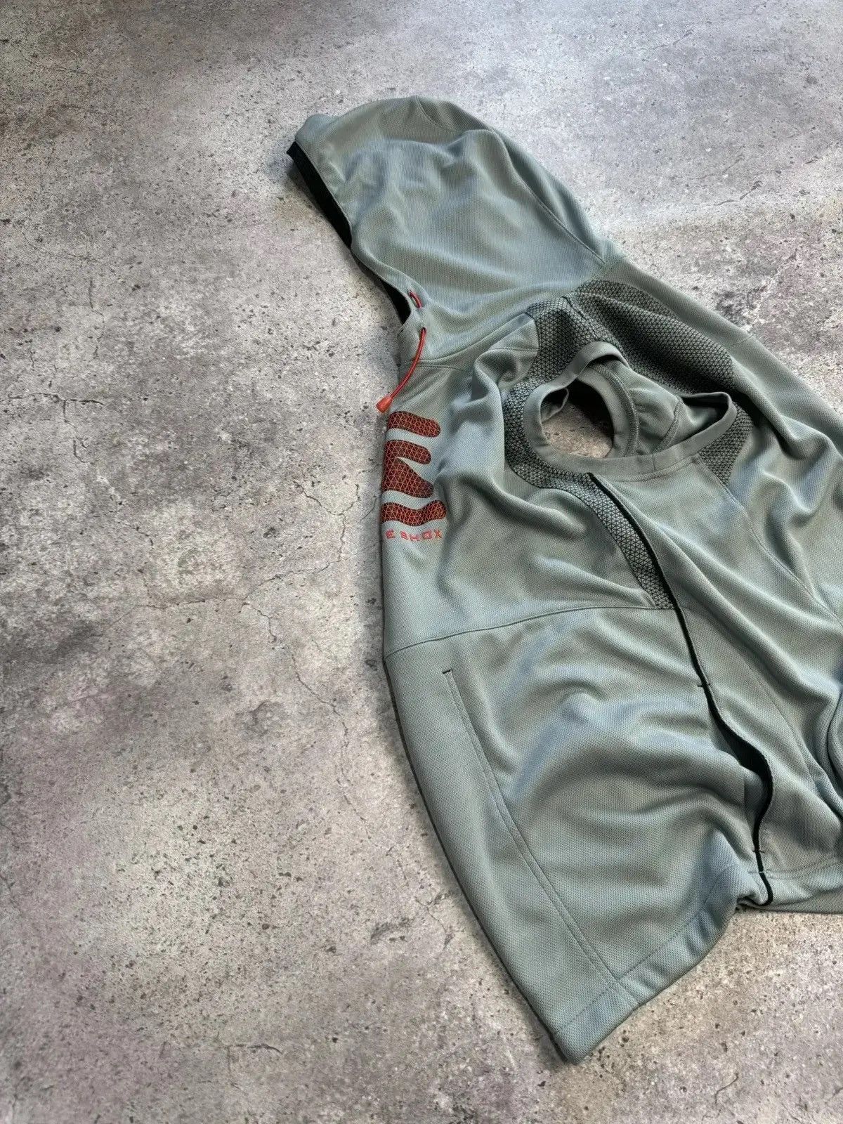 Japanese Brand × Nike VINTAGE NIKE SHOX HOODIE VEST Y2K STREETWEAR VTG Size US L / EU 52-54 / 3 - 7 Thumbnail