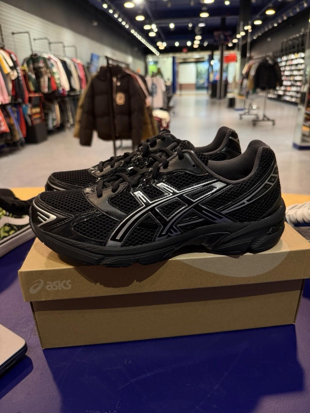Asics ASICS Gel-1130 Black Pure Silver Men (10) 1201A906-001 NEW Size US 10 / EU 43 - 6 Thumbnail