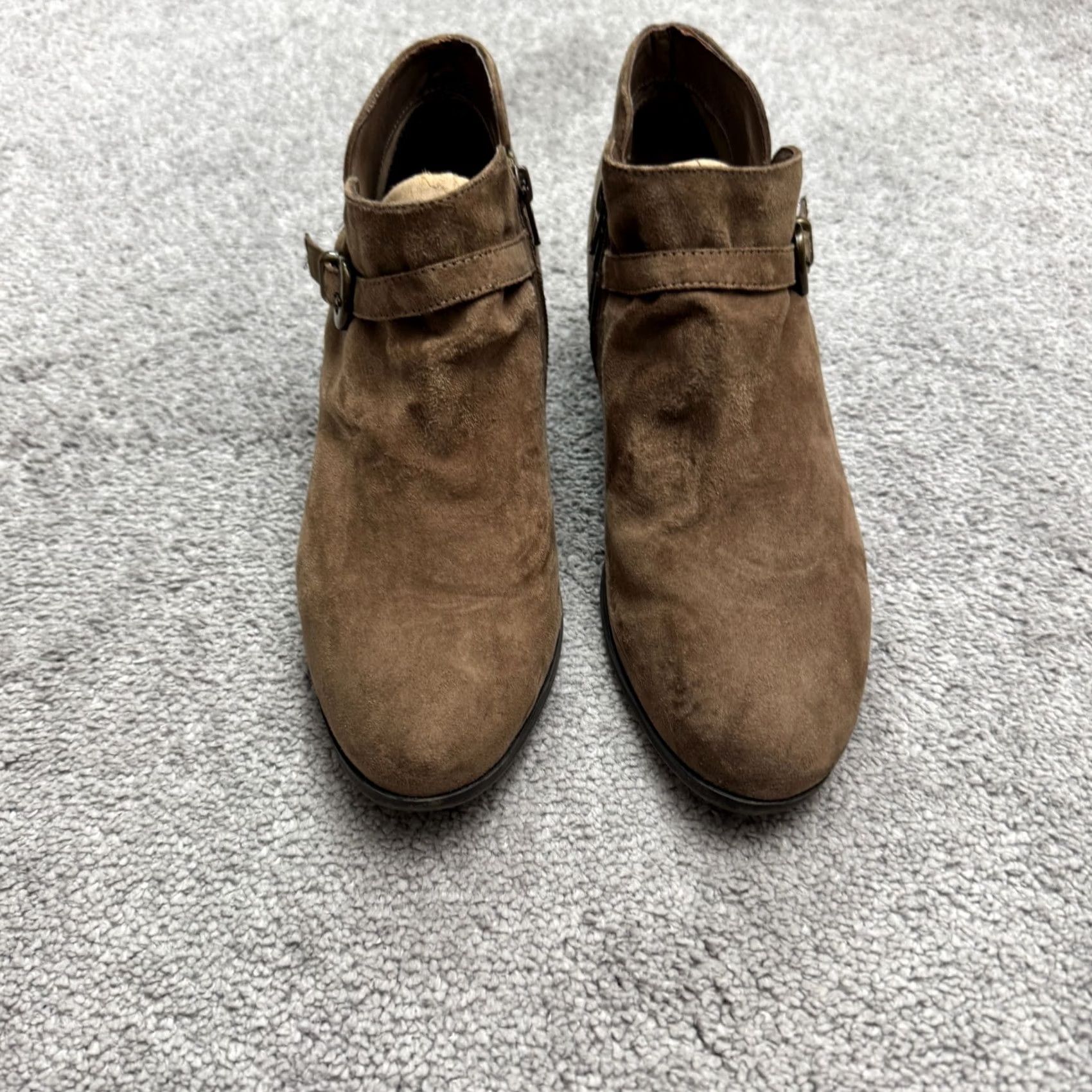 Vintage St. John's Bay Larissa Suede Ankle Boots Womens 10M Brown Buckle Side Zip Bootie Size US 10 / IT 40 - 2 Thumbnail