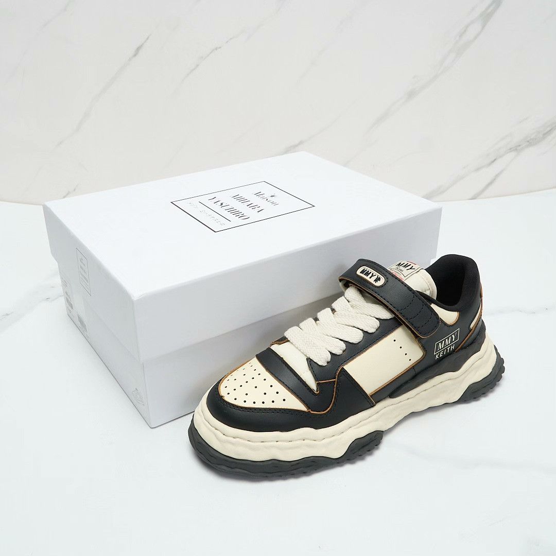 Maison MIHARA YASUHIRO Mihara Yasuhiro Men's Velcro Dissolved Shoes Size US 7 / EU 40 - 1 Thumbnail