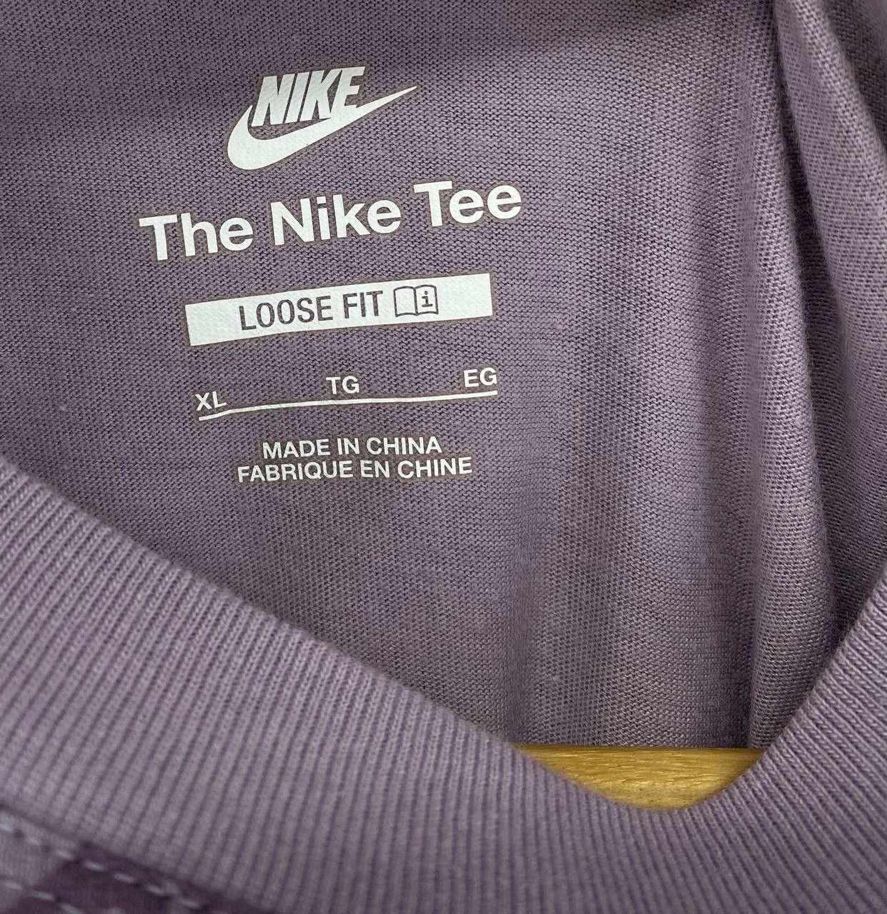 Nike Vintage Nike Fullprint Tee T Shirts Size US XL / EU 56 / 4 - 7 Thumbnail