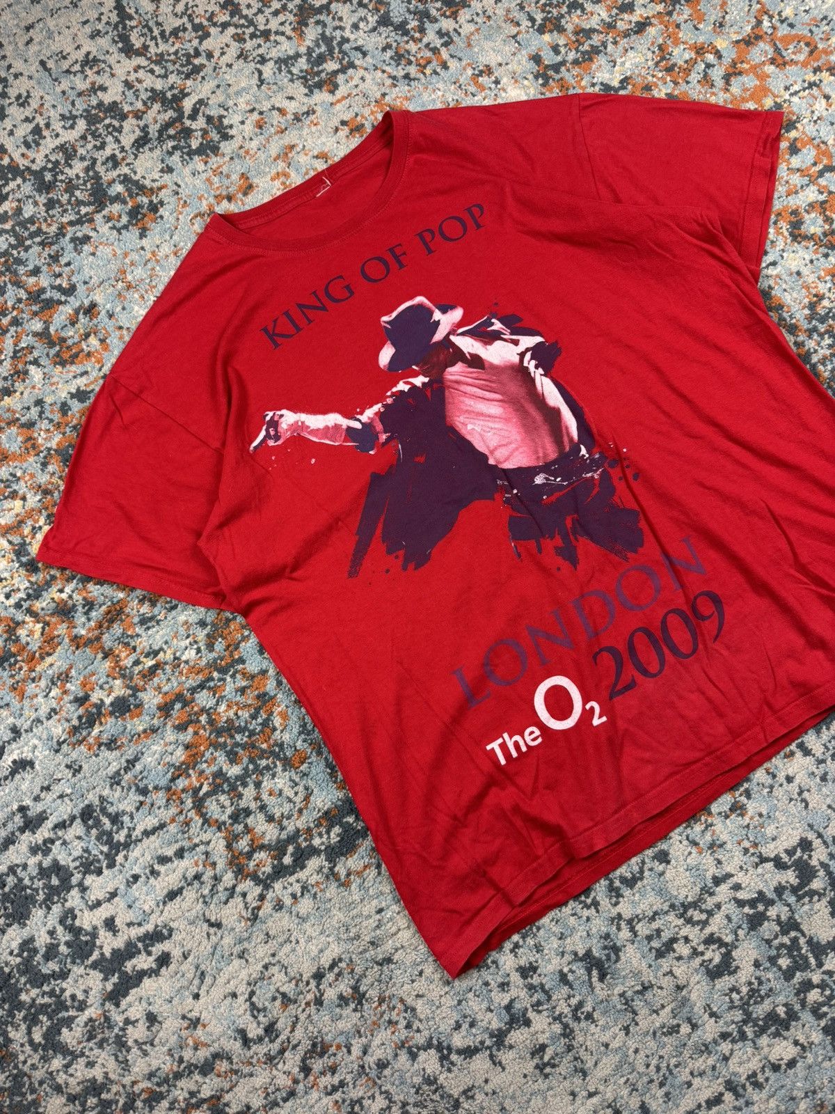 Band Tees Rare! 2009 Last concert of Michael Jackson London O2 tee Size US XL / EU 56 / 4 - 2 Thumbnail