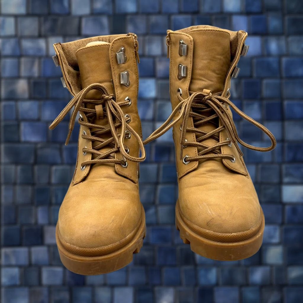Vintage Madden Girl Boots Womens 8.5 Brown Ankle Combat Lug Sole Block Heel Casual Fall Womens Boots Size US 9 / IT 39 - 1 Thumbnail