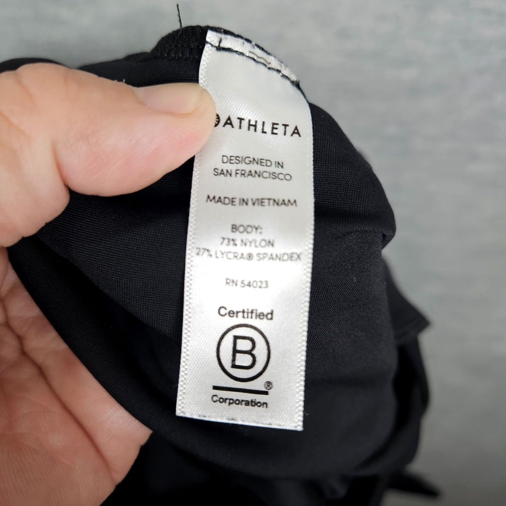 Athleta Athleta Women's Side Pocket Ankle Zipper Pant In Black Size 8 Size 30" / US 8 / IT 44 - 6 Thumbnail