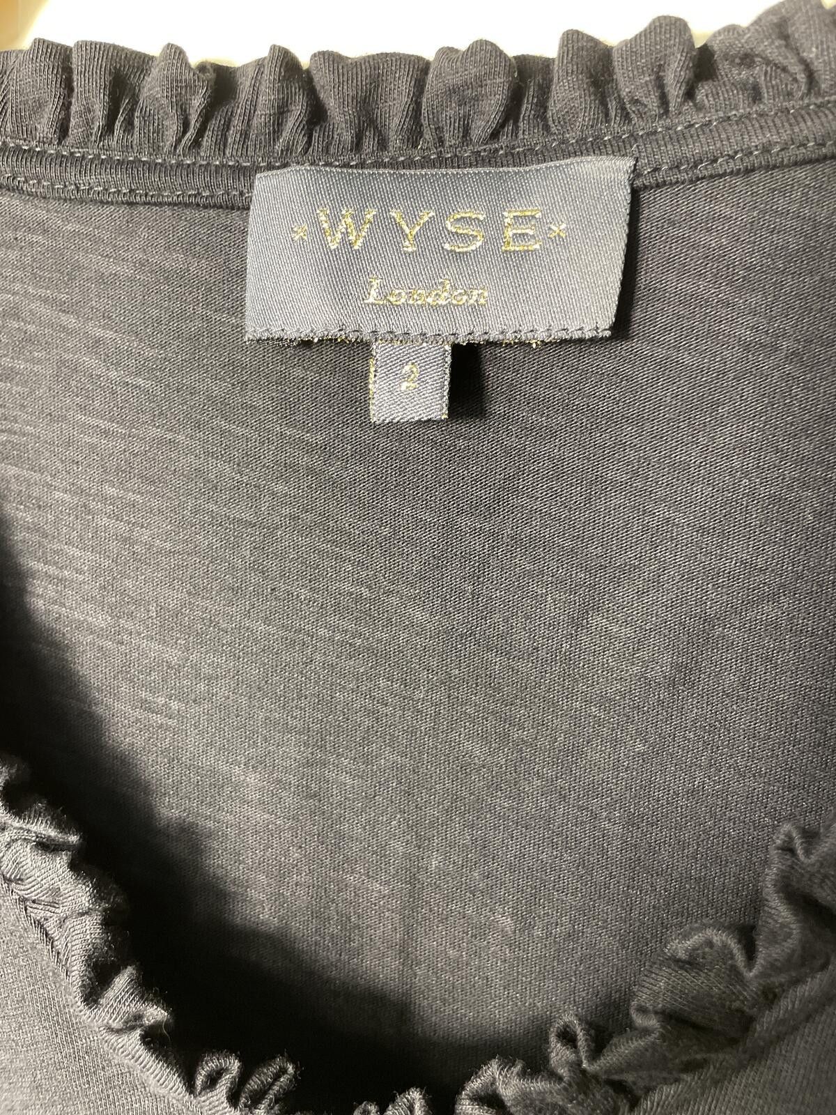 Other WYSE London Top Womens Size 2 Black Boho Casual Career EUC Size XS / US 0-2 / IT 36-38 - 3 Thumbnail
