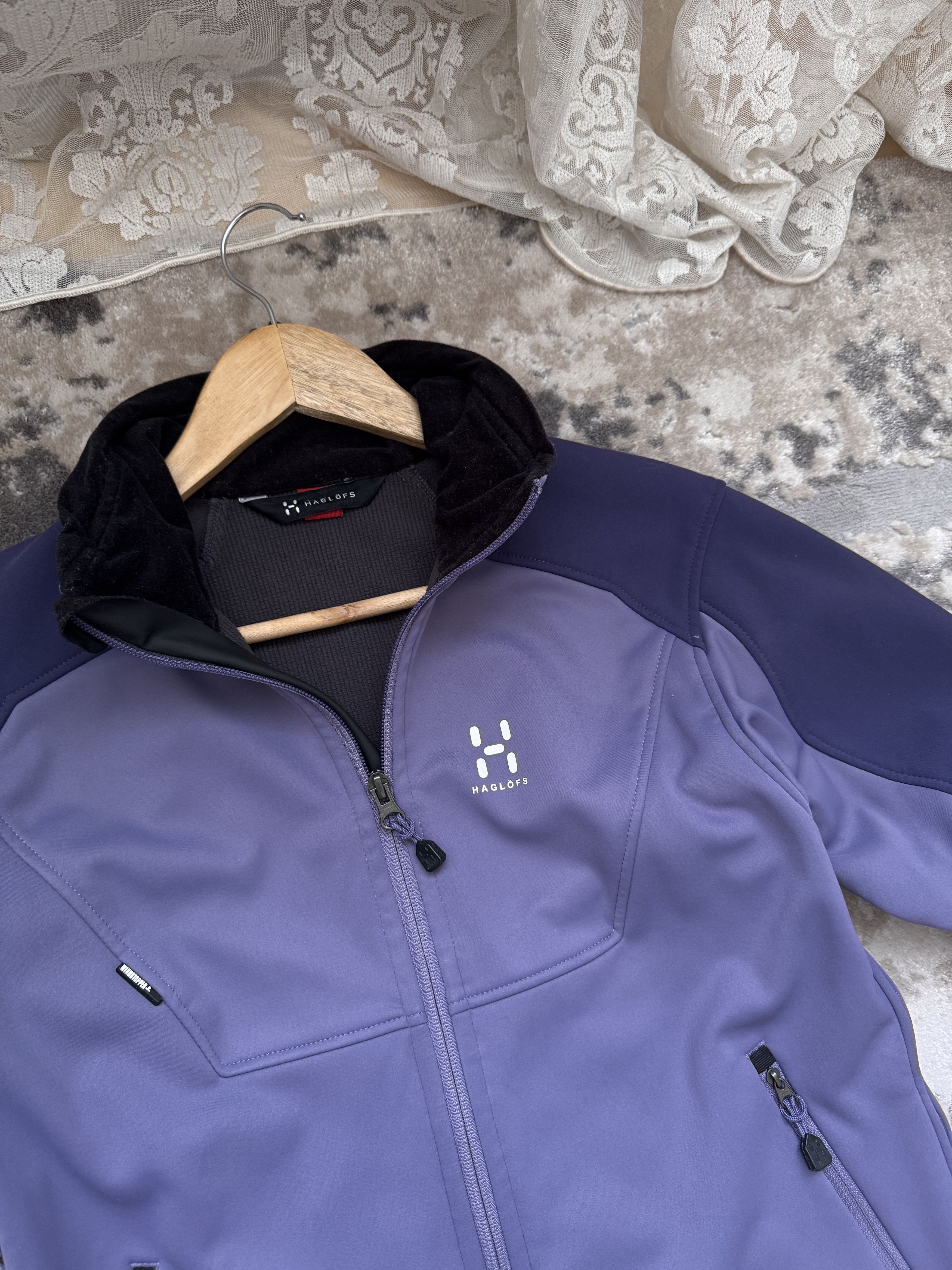 Haglofs Vintage Haglofs Gore-Tex Windstopper W' Softshell Jacket Size M / US 6-8 / IT 42-44 - 12 Thumbnail