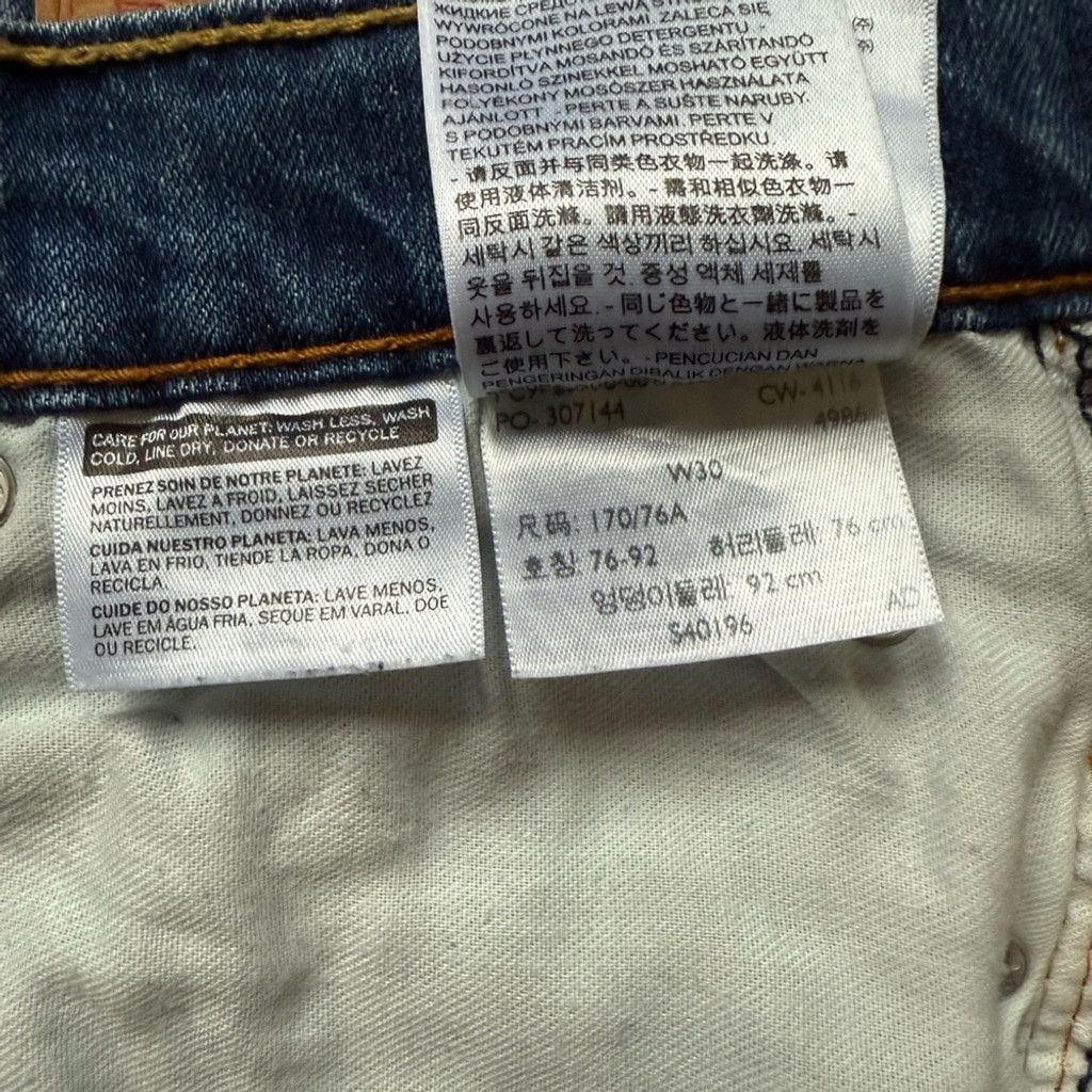 Levi's Levi's Blue Jean Shorts with Classic Denim Style Size 30" / US 8 / IT 44 - 3 Thumbnail