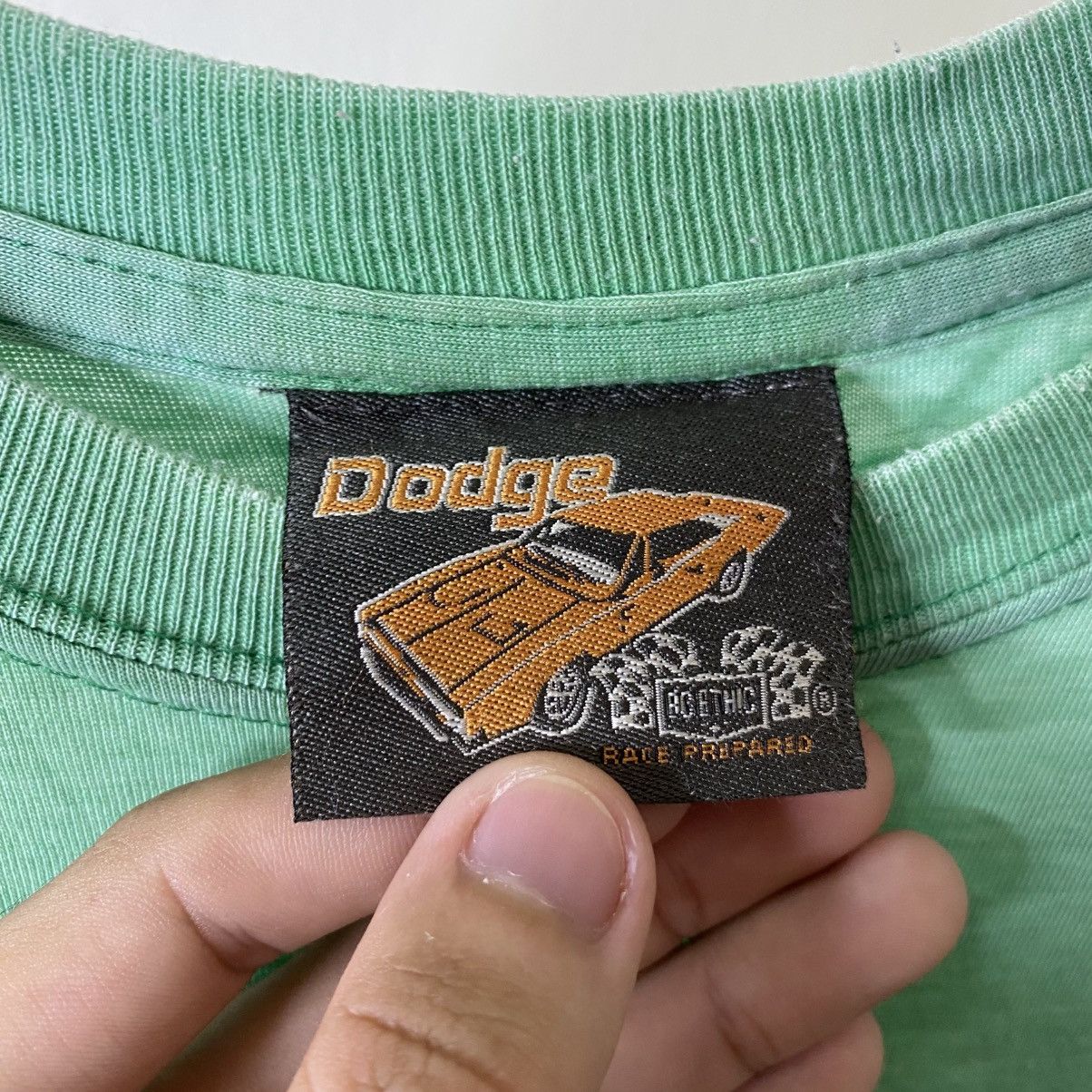 Vintage Vintage 2000s Dodge Token Ride Sunfaded T Shirt Size US M / EU 48-50 / 2 - 3 Thumbnail