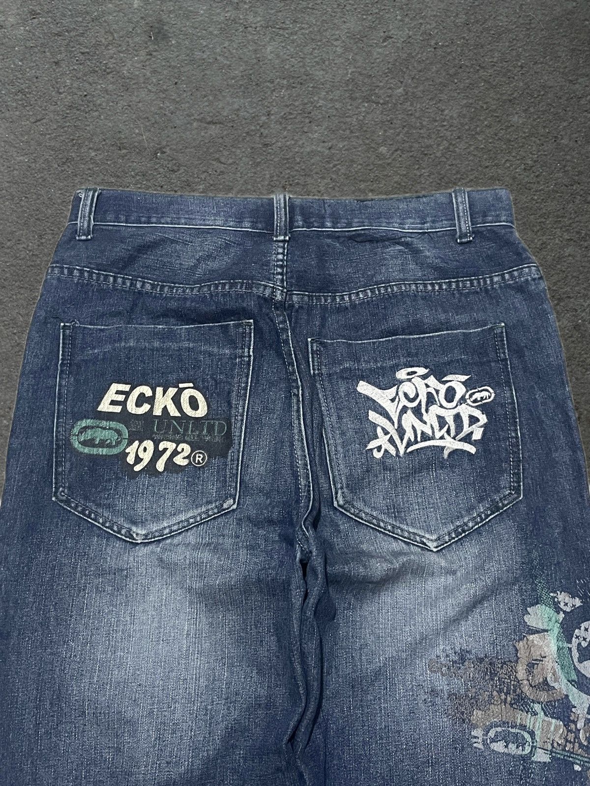 Ecko Unltd. ECKO UNLTD JEANS GRAFFITI EMBROIDERED Size US 34 / EU 50 - 2 Thumbnail