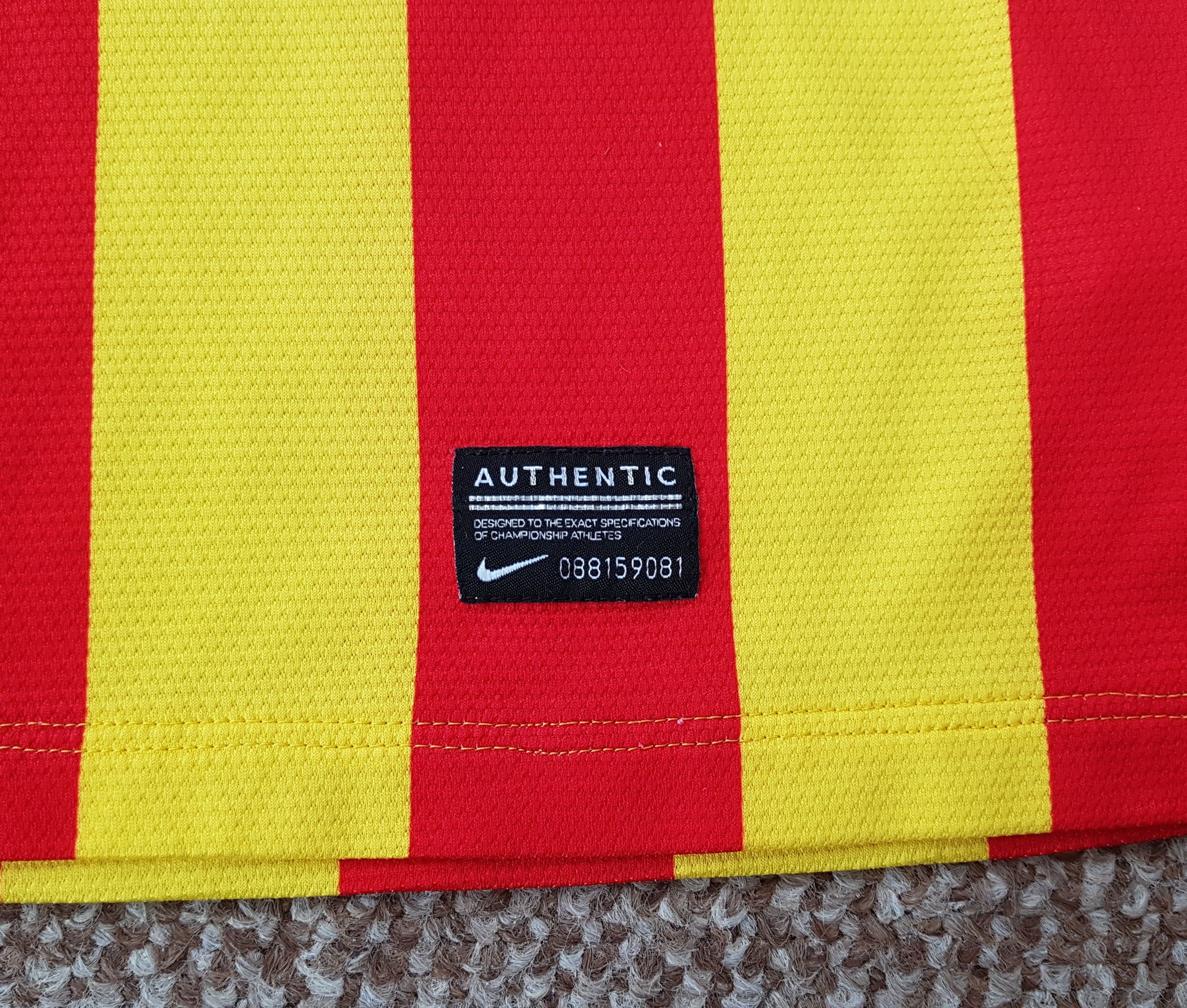 Nike Nike Barcelona Catalan Kit 2013-14 Football Soccer Jersey Size US L / EU 52-54 / 3 - 12 Thumbnail