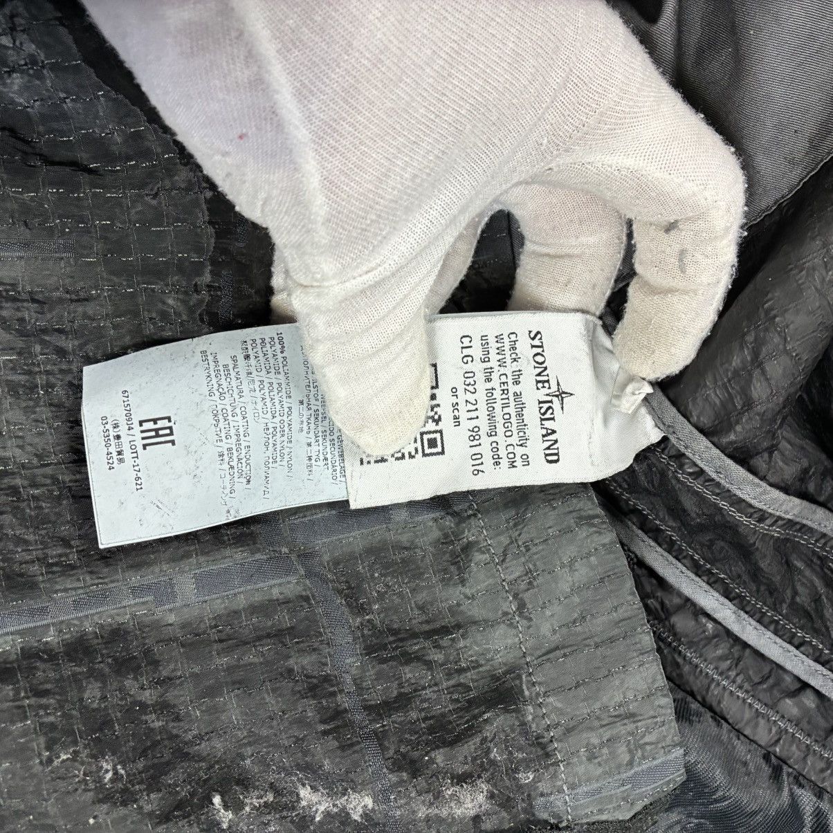 Stone Island Stone Island Check Jacquard Nylon Metal Rain Poncho Size M Size US M / EU 48-50 / 2 - 7 Thumbnail