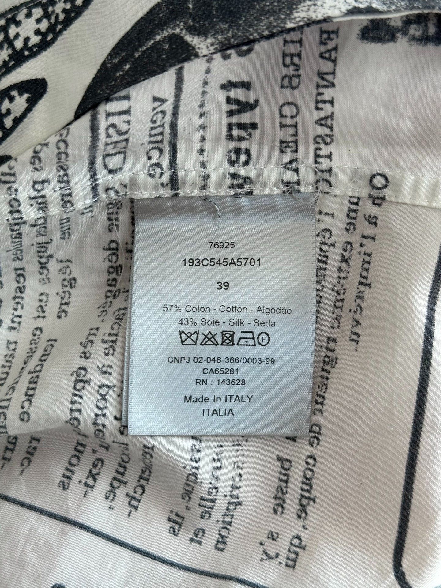Dior Dior Deconstructed spaper Anti-War Logo Shirt Size US M / EU 48-50 / 2 - 4 Thumbnail