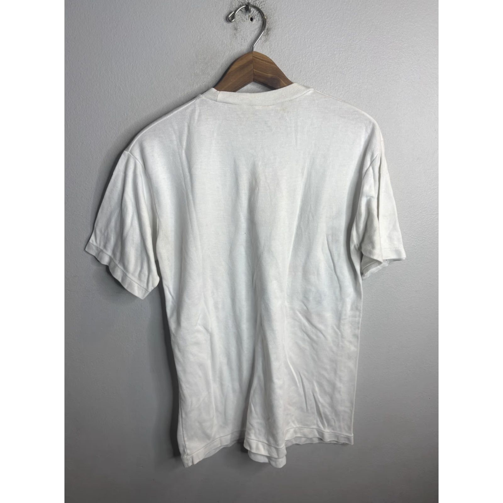 Vintage VINTAGE Caribbean Islands Shirt Mens Large White Map Graphic 50/50 Souvenir 80s Size US L / EU 52-54 / 3 - 4 Thumbnail