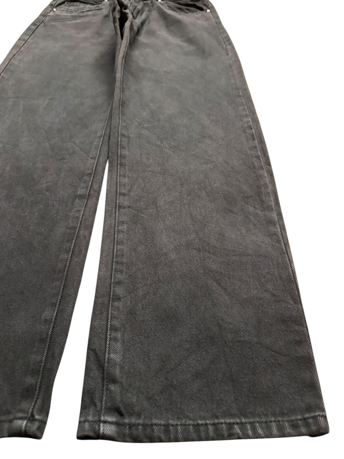 Japanese Brand Vintage Japanese Brand Studded Buckle Back Loose Jeans Size US 31 - 7 Thumbnail