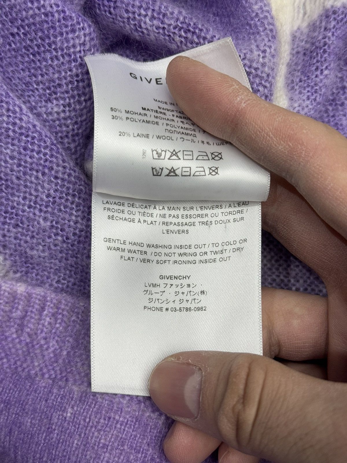 Givenchy Givenchy 22fw sweater Size US L / EU 52-54 / 3 - 9 Thumbnail