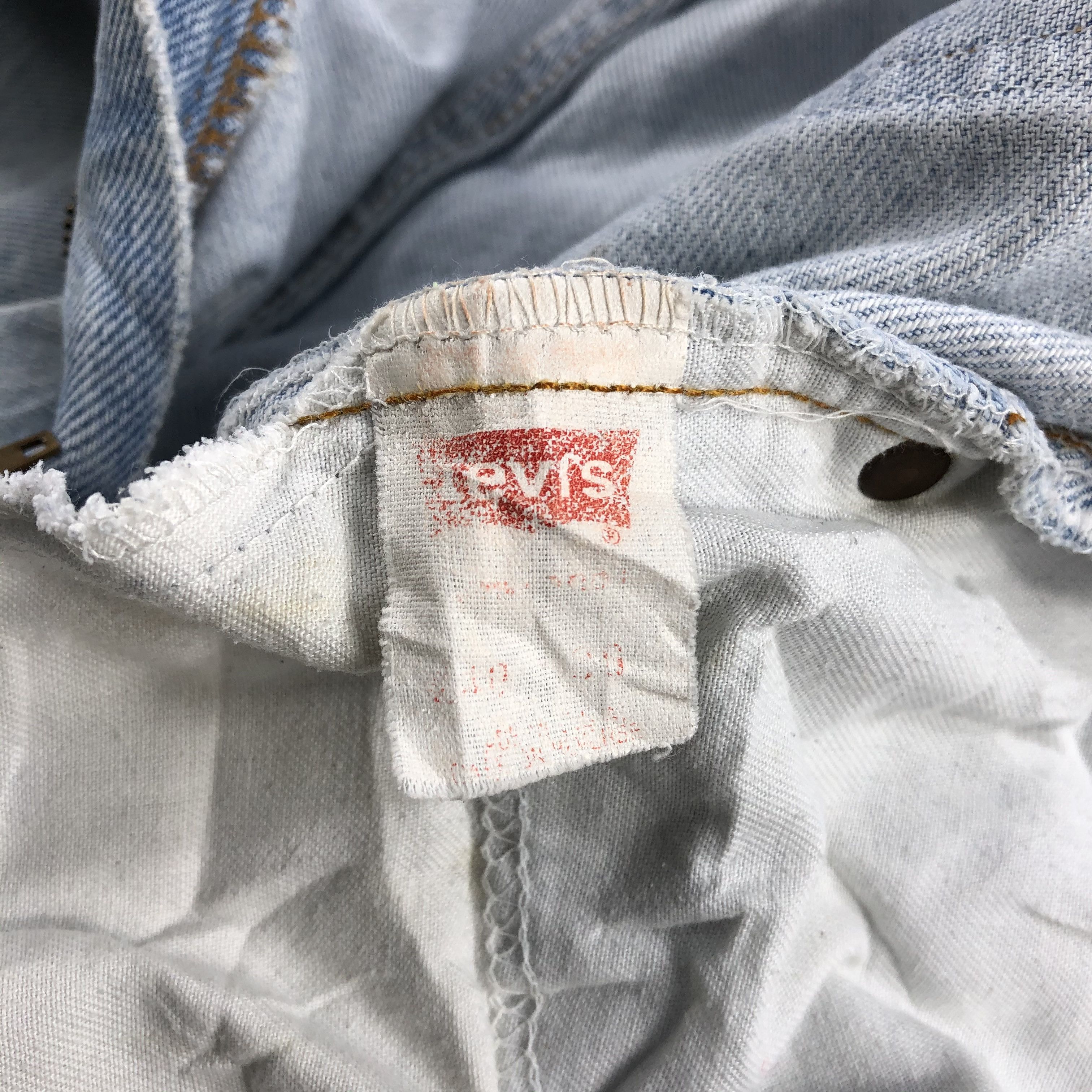 Levi's × Vintage Vintage Distress Levis Jeans Lot 550-JM807 Size US 38 / EU 54 - 11 Thumbnail