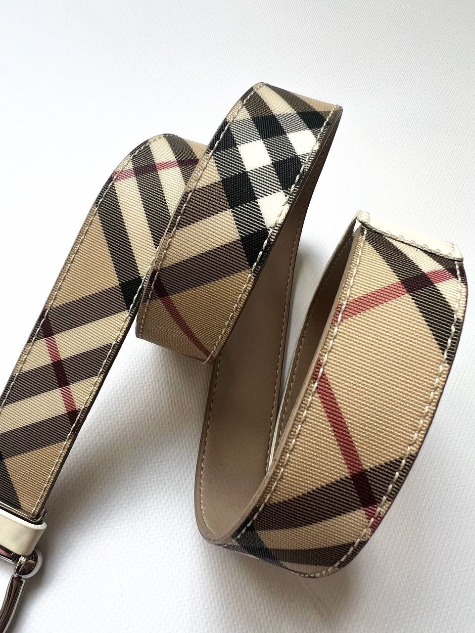 Burberry Vintage Burberry nova check buckle leather belt old money Size ONE SIZE - 3 Thumbnail
