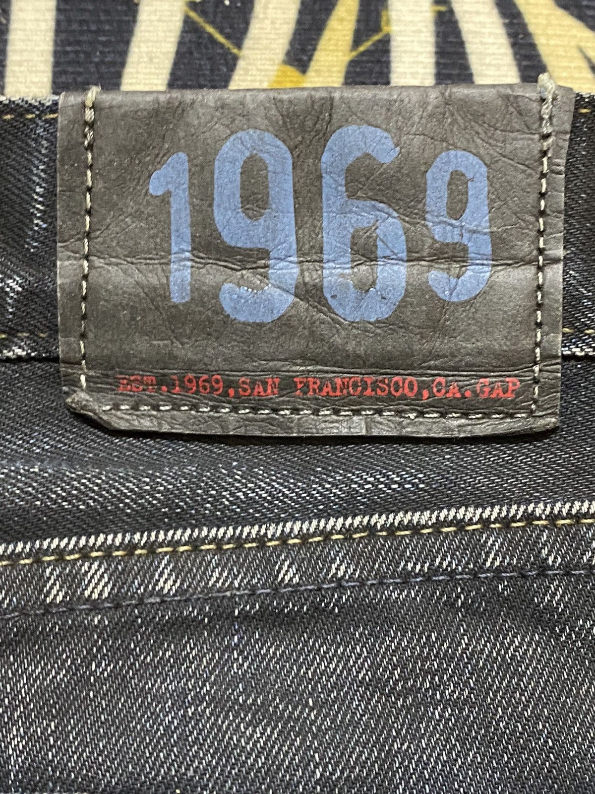 Gap Vintage Gap Denim Whisker Distressed Flare Bootcut Jeans Size US 31 - 12 Thumbnail