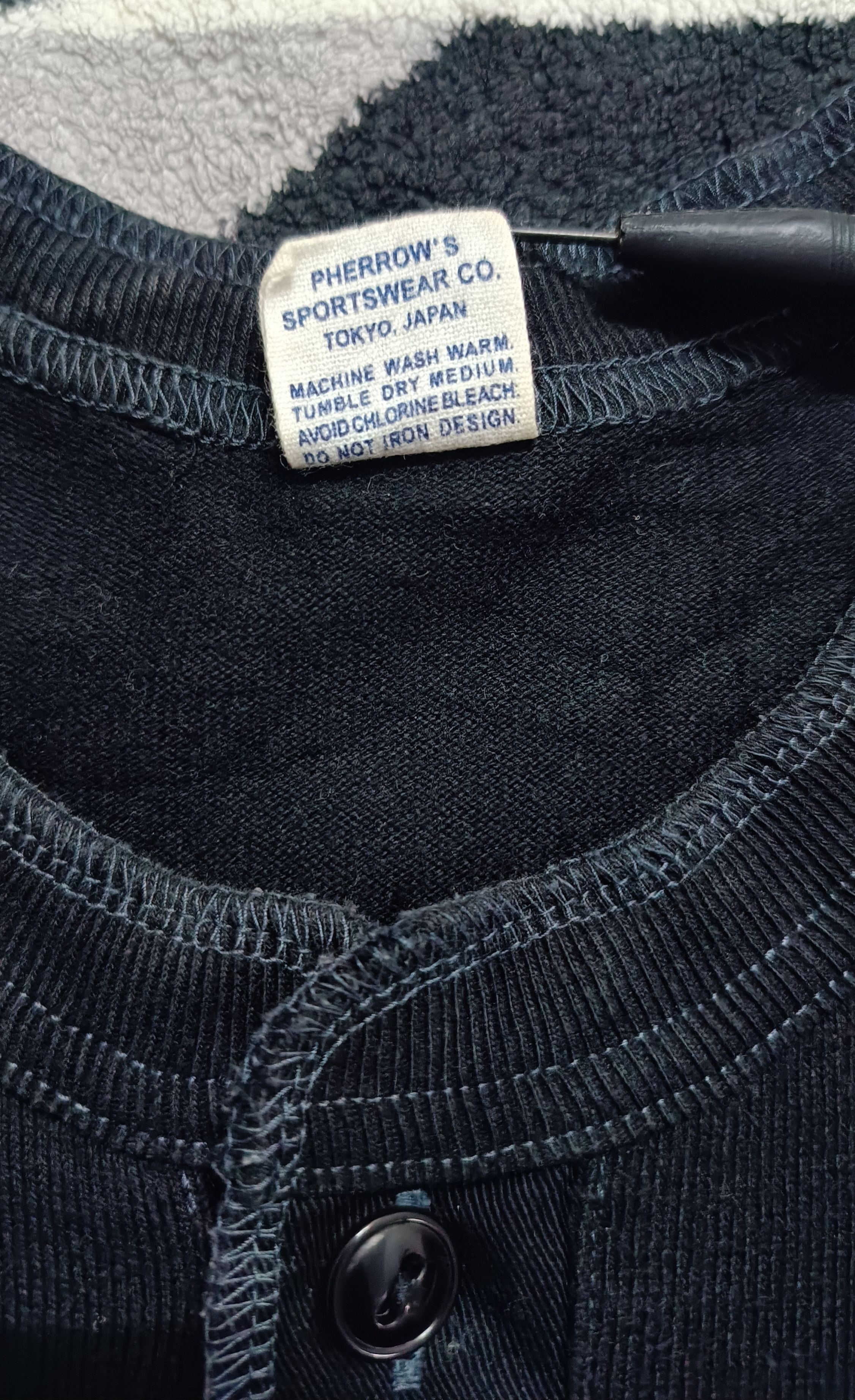 Pherrow's 🔥🔥 Pherrow's Henley Neck Model Classic Long Sleeve Tee Size US L / EU 52-54 / 3 - 4 Thumbnail