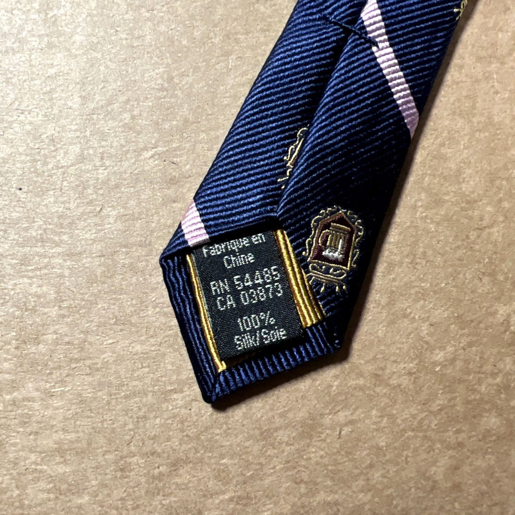 American Eagle Outfitters American Eagle Outfitters Men's Silk Tie Old School Navy/Pink Designer Classic Size ONE SIZE - 7 Thumbnail