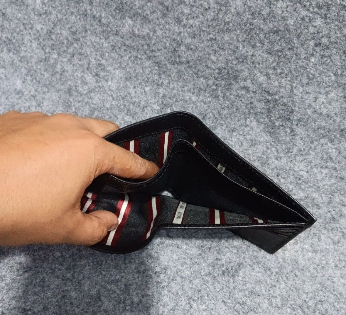 Bally Bally Wallet OS Used Black Size ONE SIZE - 5 Thumbnail