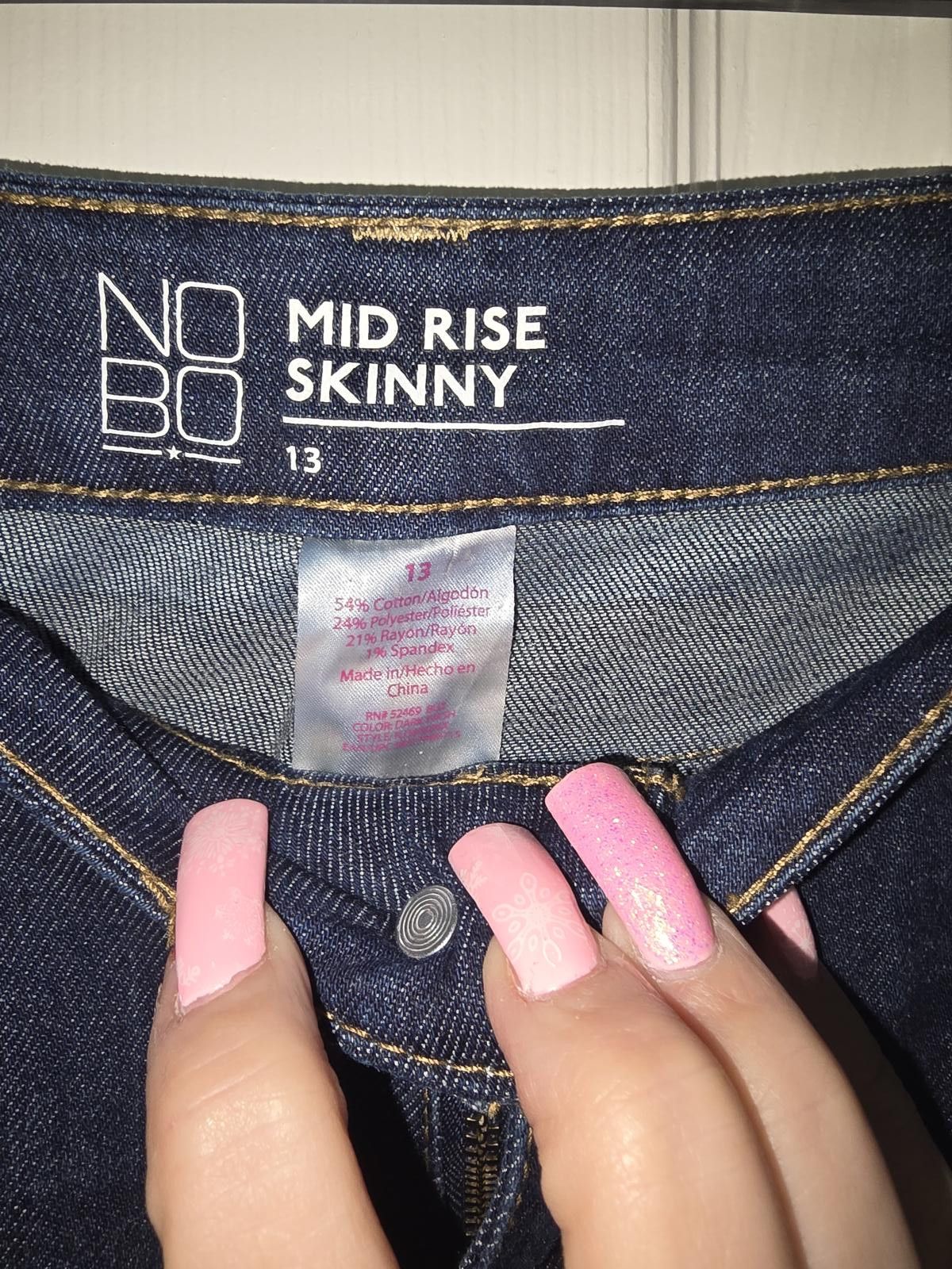 Other No Boundaries Mid Rise Skinny Jeans Size 13 Size 34" / US 12 / IT 48 - 3 Thumbnail