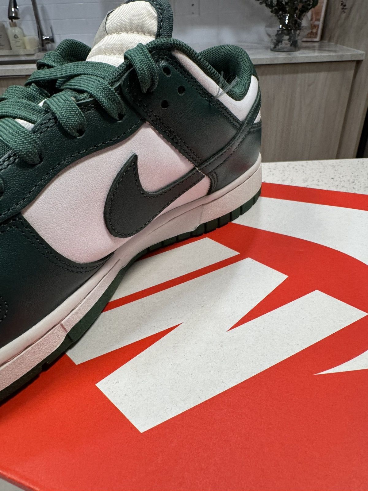 Nike Nike Dunk Low Retro “Michigan” Size US 9.5 / EU 42-43 - 14 Thumbnail