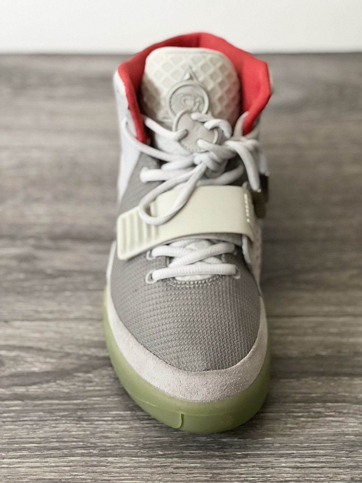 Kanye West × Nike Nike Air Yeezy 2 Platinum Wolf Grey Size US9 Size US 9 / EU 42 - 5 Thumbnail