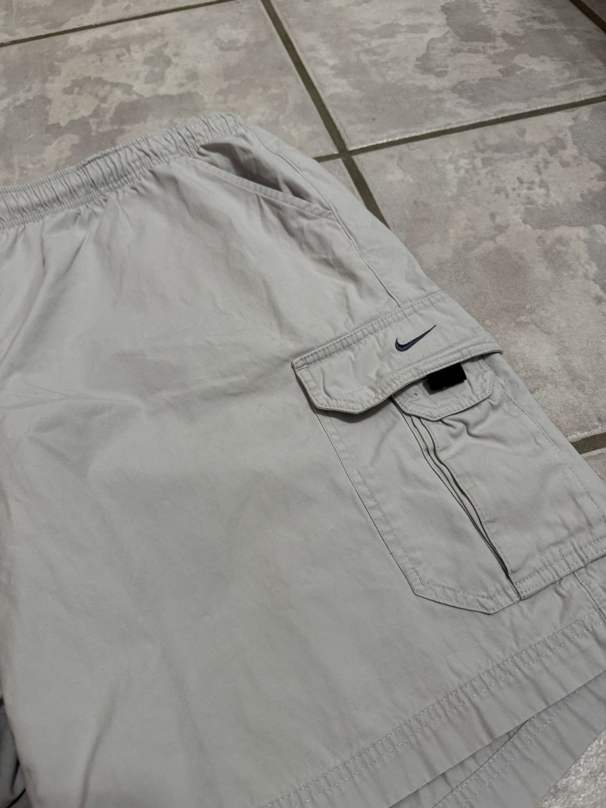 Nike Vintage Nike Cargo Shorts Size US 36 / EU 52 - 3 Thumbnail
