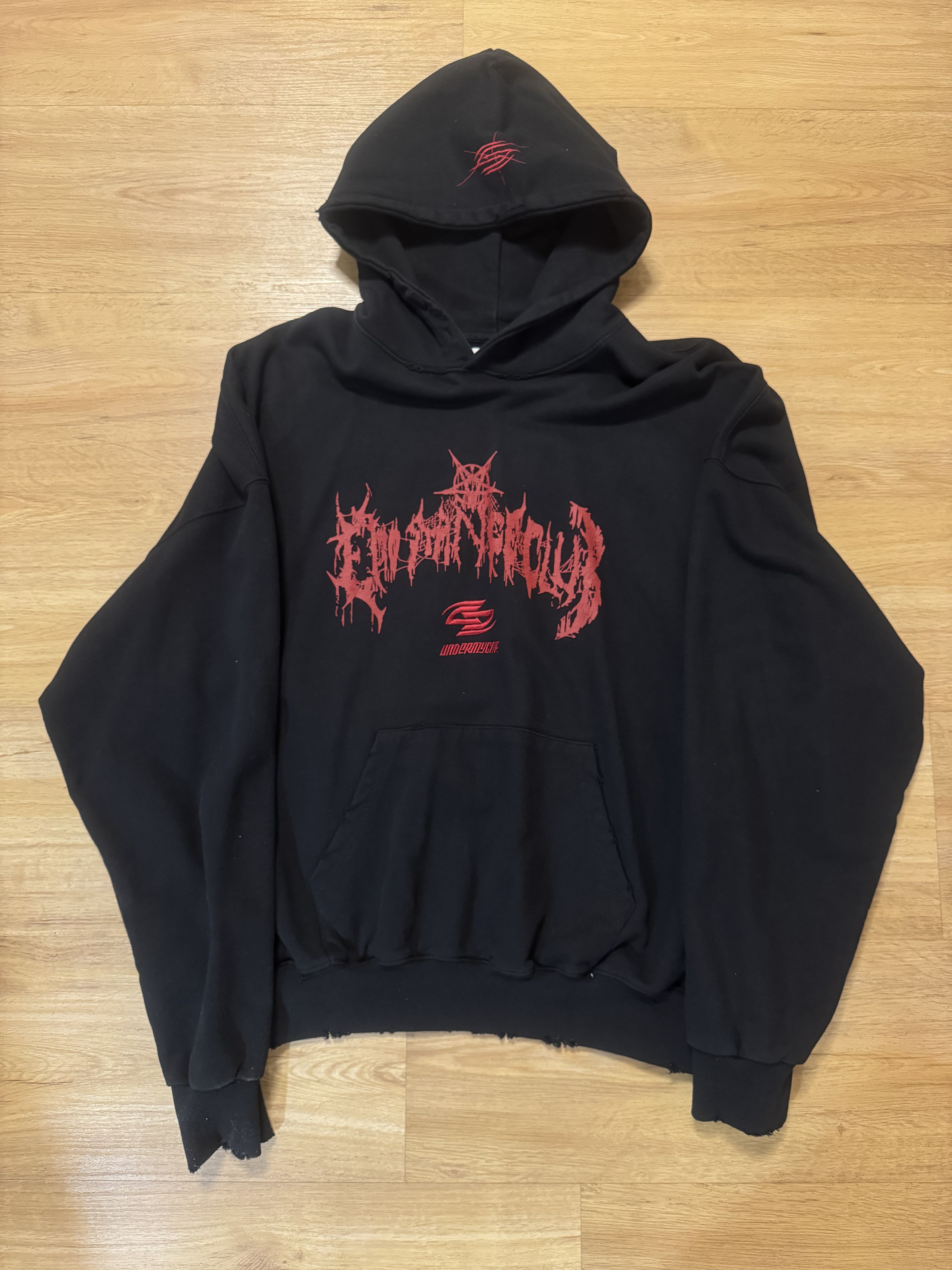 Emostanceclub x Undermycar hoodie