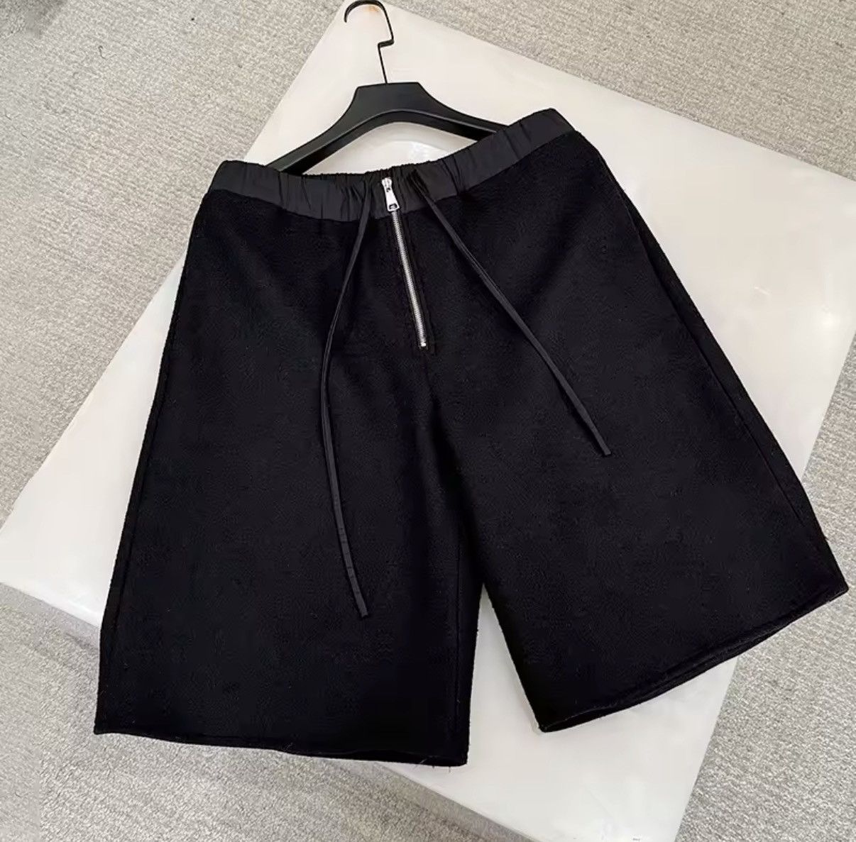 Other Casual Streetwear Trendy Elastic Waist Zip Shorts Size US 32 / EU 48 - 5 Thumbnail
