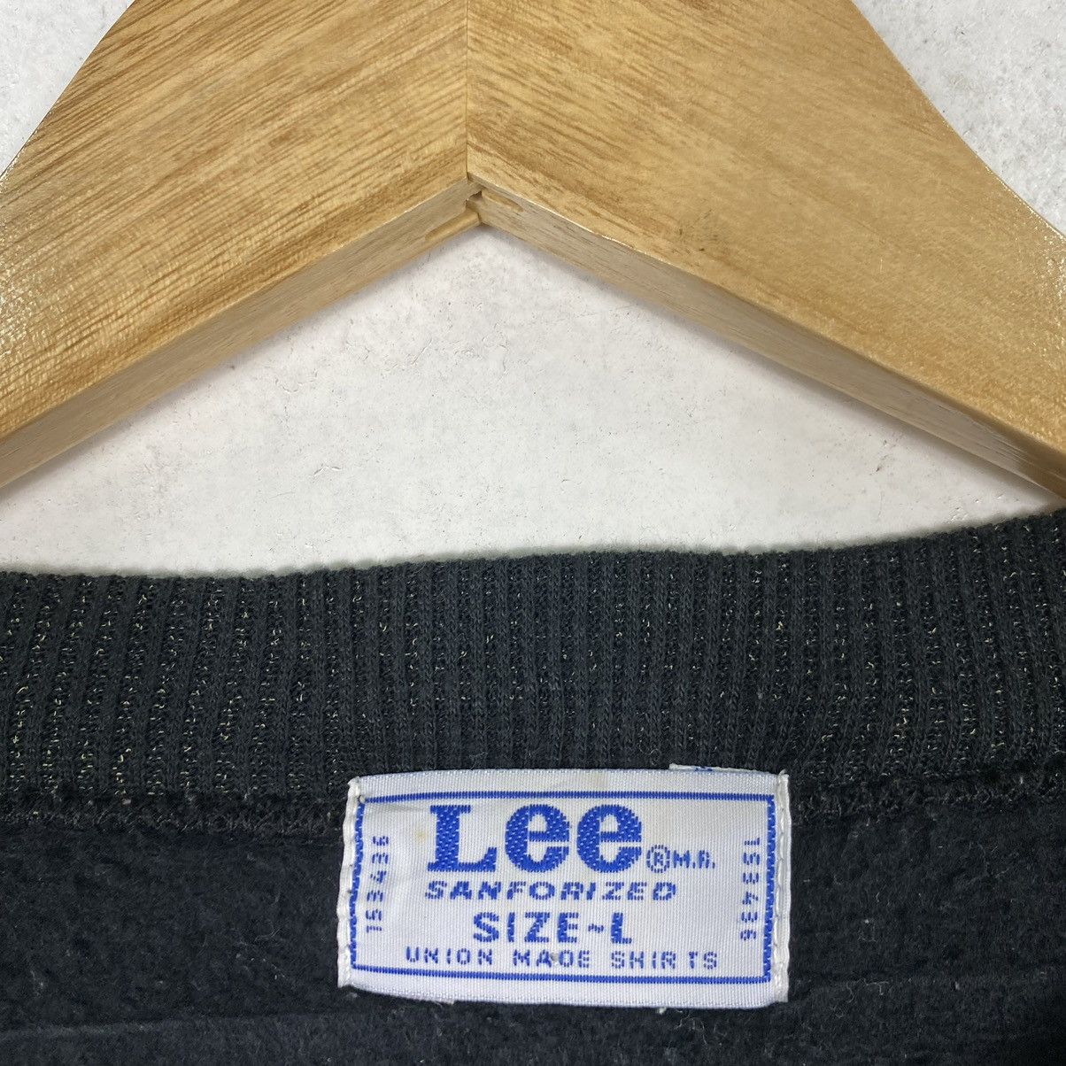 Japanese Brand Vintage Lee big logo sweatshirt Size US L / EU 52-54 / 3 - 7 Thumbnail