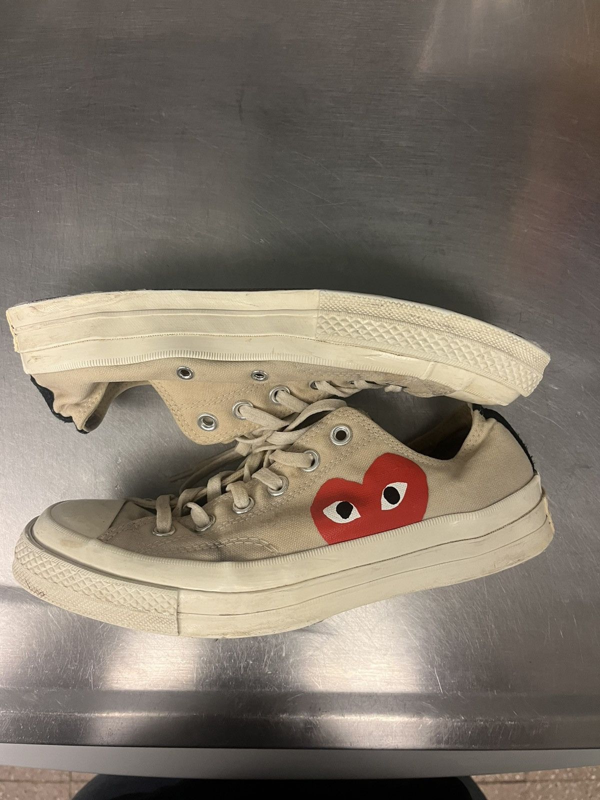 Comme des Garcons PLAY × Converse Unisex Size 7/9Converse x Comme Des Garcons Play Size US 7 / EU 40 - 2 Thumbnail