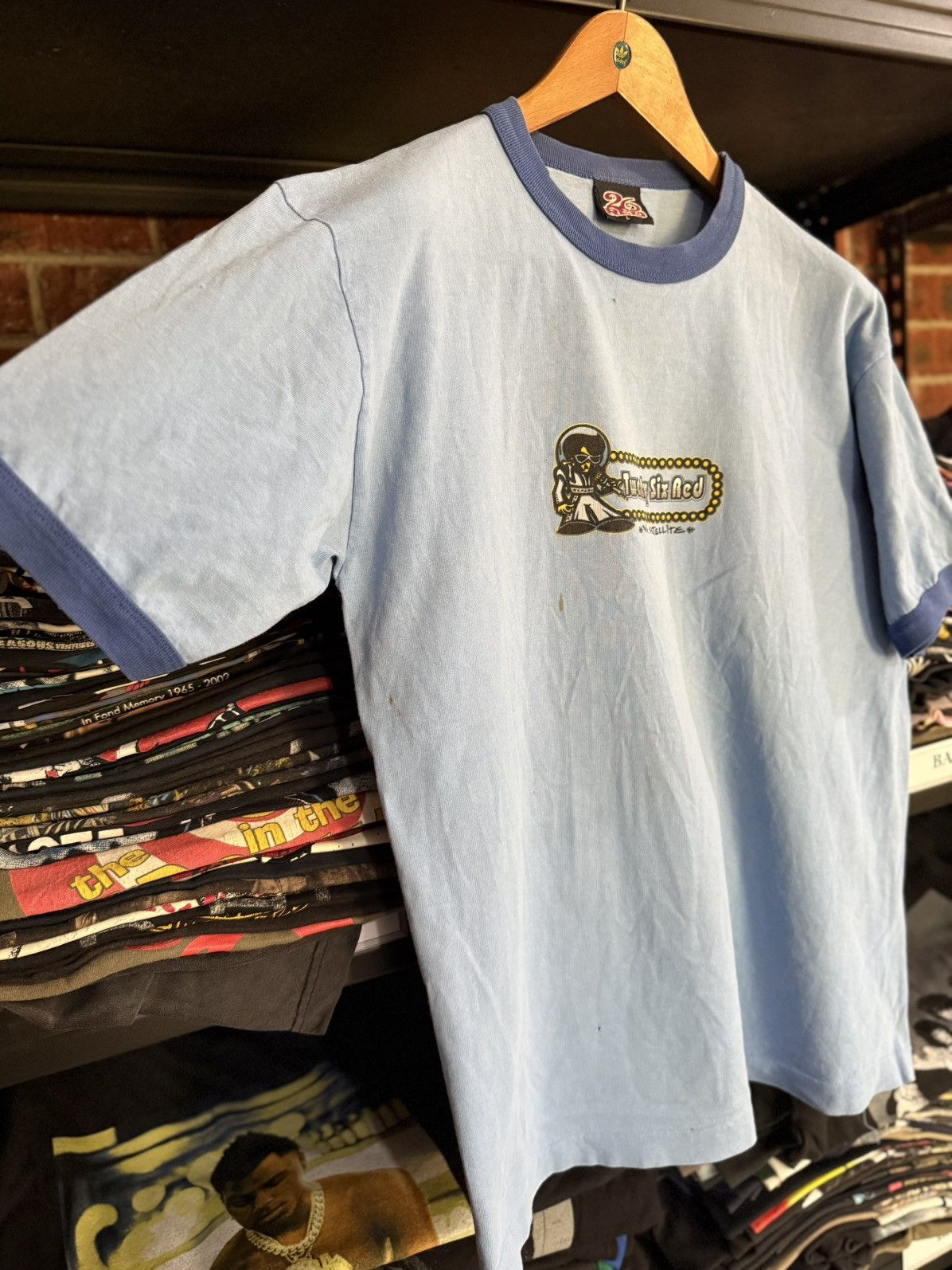 Band Tees × Vintage Vintage 90s Twenty Six Red X Elvis Via Satellite Faded Tee Size US L / EU 52-54 / 3 - 6 Thumbnail