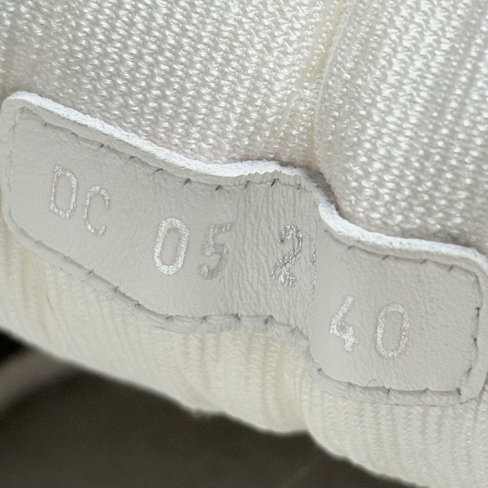 Dior Dior B27 Low Dior ' White ' | GOOD CONDITION! Size US 7 / EU 40 - 14 Thumbnail