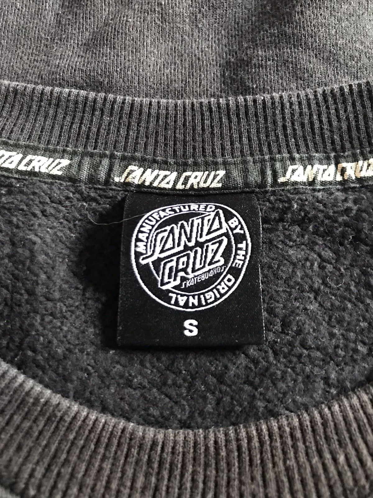 Santa Cruz Skateboards Santa Cruz sweatshirt size S Size US S / EU 44-46 / 1 - 3 Thumbnail