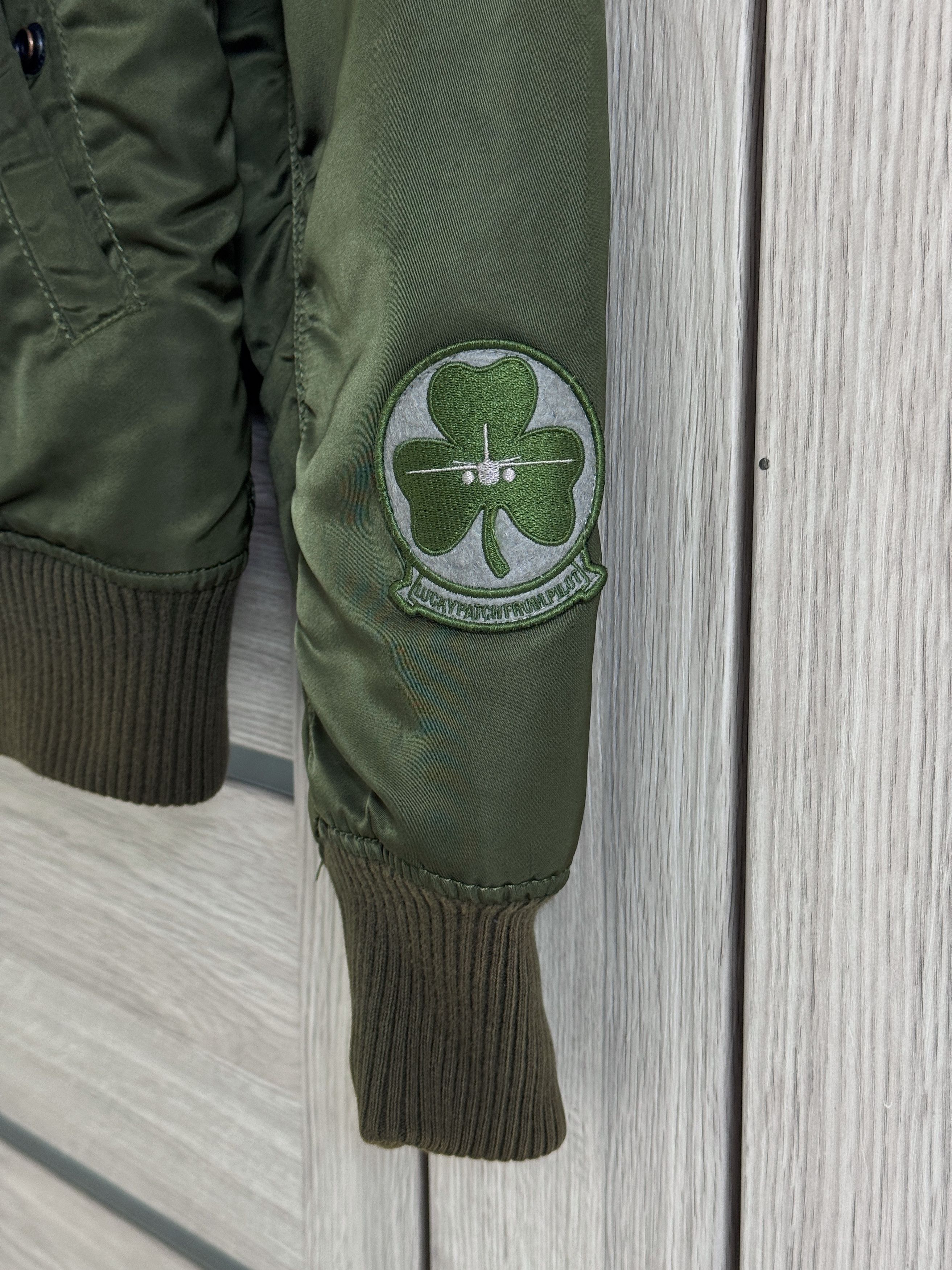 Alpha Industries Alpha Industries MA-1 TT Flying Bomber Jacket Size US M / EU 48-50 / 2 - 14 Thumbnail