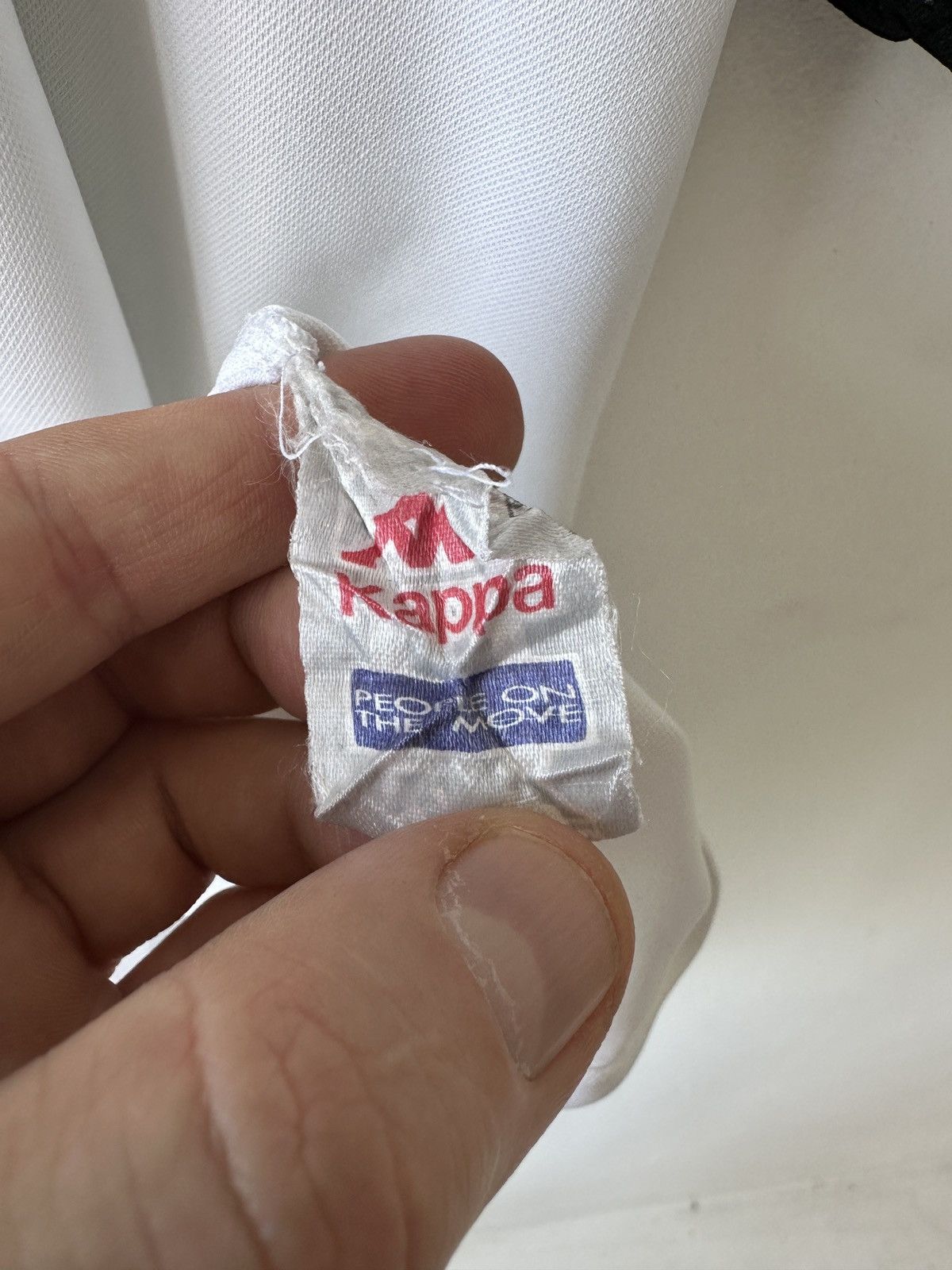 Kappa JUVENTUS 1998 1999 AWAY FOOTBALL SHIRT SOCCER JERSEY KAPPA Size US M / EU 48-50 / 2 - 14 Thumbnail