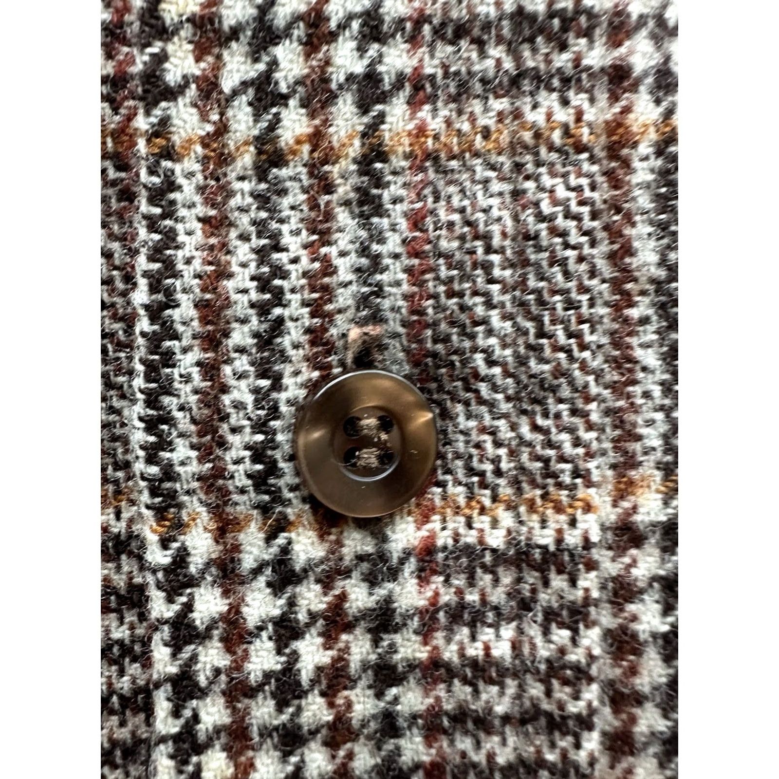 Pendleton VINTAGE Pendleton Plaid Button-Up Shirt Men Medium Wool Flannel Brown 21 Chest 28 Length Size US M / EU 48-50 / 2 - 2 Thumbnail