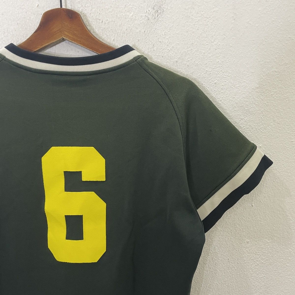 Descente × Vintage Vintage Descente Sports Tee Size US S / EU 44-46 / 1 - 8 Thumbnail