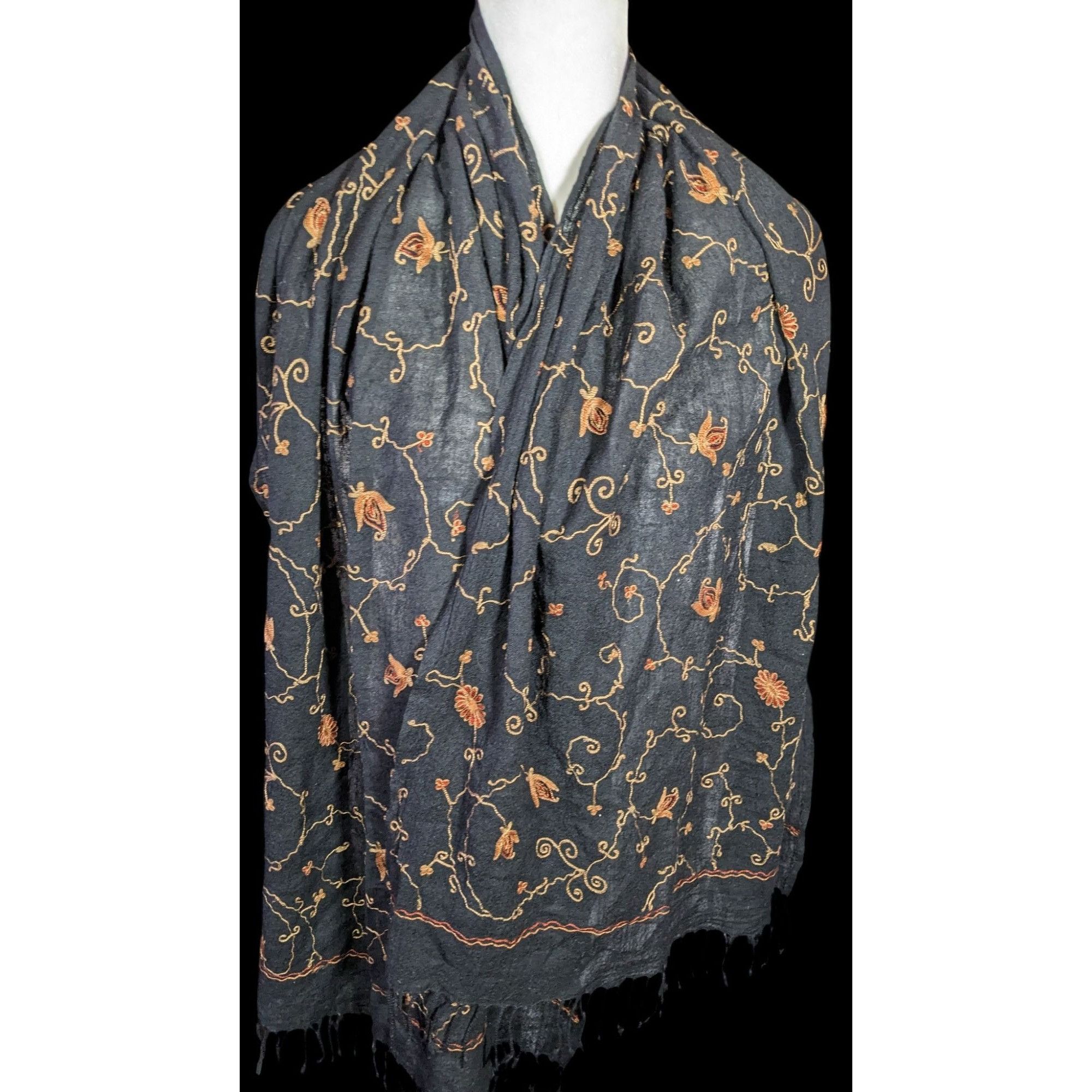 Handmade Vintage Hand Woven And Embroidered Floral Scarf/Shawl Size ONE SIZE - 2 Thumbnail