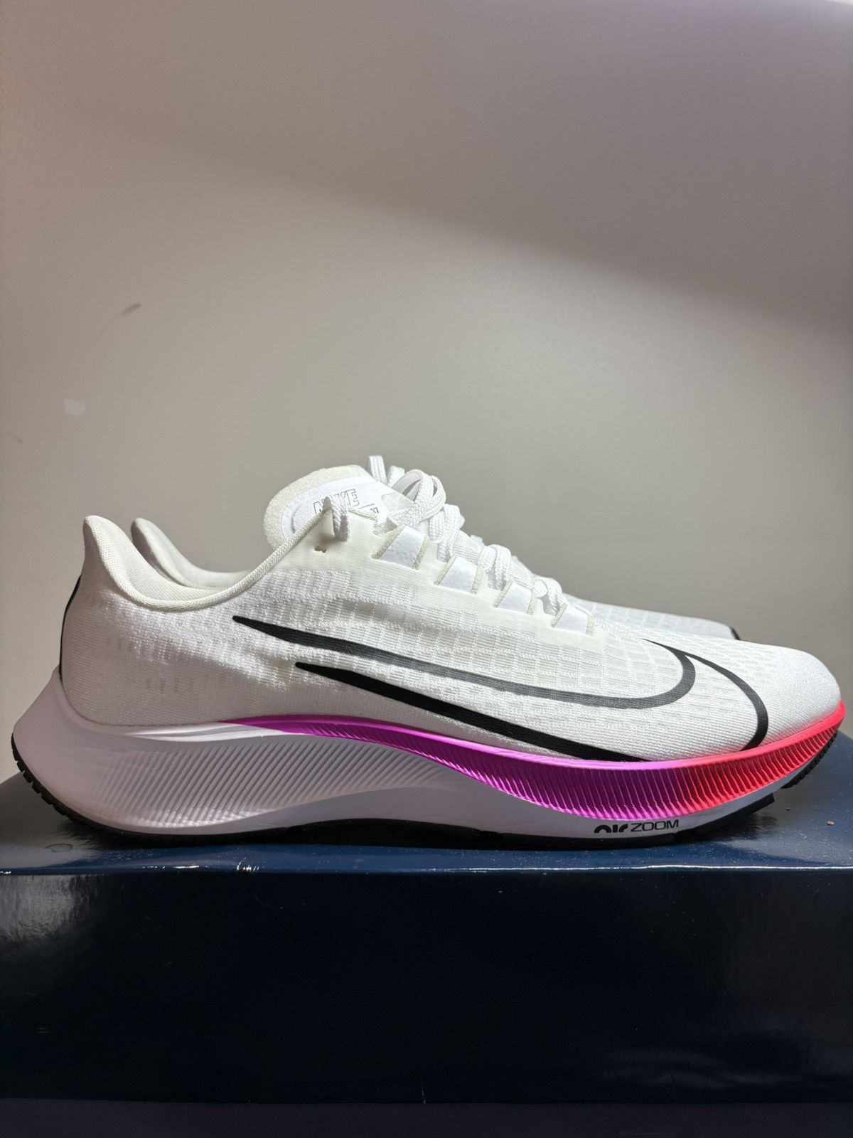Nike Nike Air Zoom Pegasus 37 Size US 12 / EU 45 - 1 Thumbnail