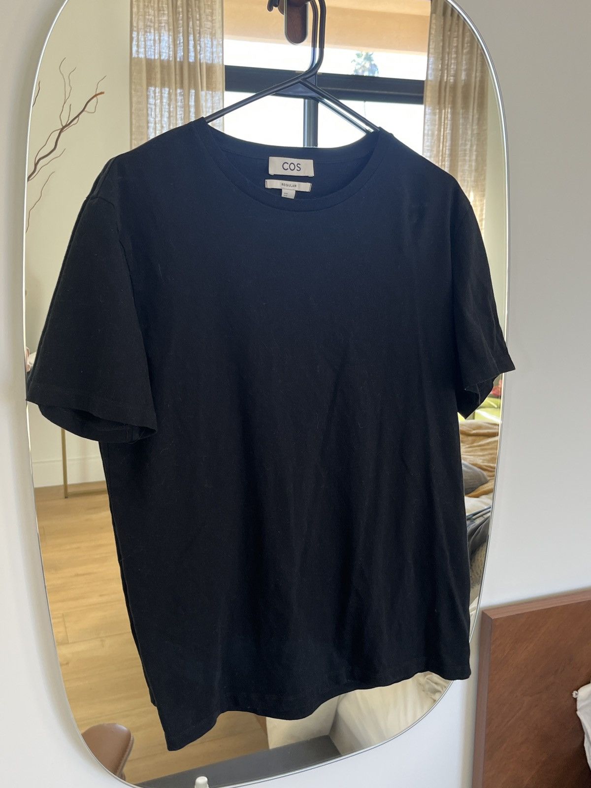 t shirt cos