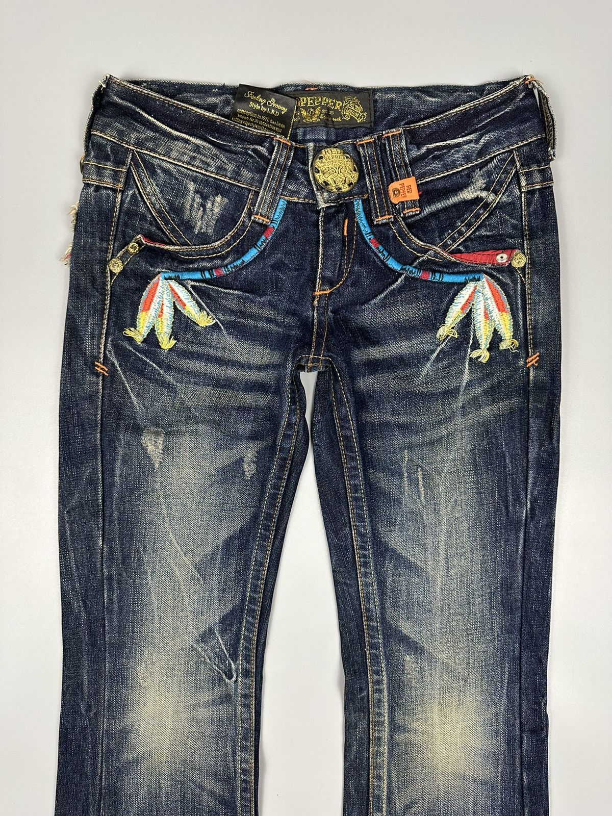 If Six Was Nine × Le Grande Bleu (L.G.B.) 🔥Flared🔥Red Pepper Embroidered Whiskered Flared Denim Size US 27 - 5 Thumbnail