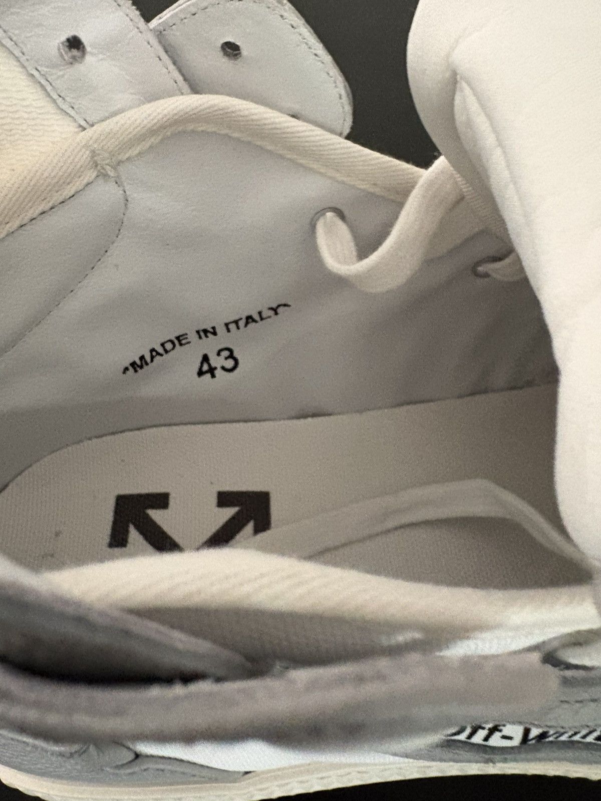 Off-White Off-White Off-Court High top leather sneaker size 43 Size US 9.5 / EU 42-43 - 6 Thumbnail