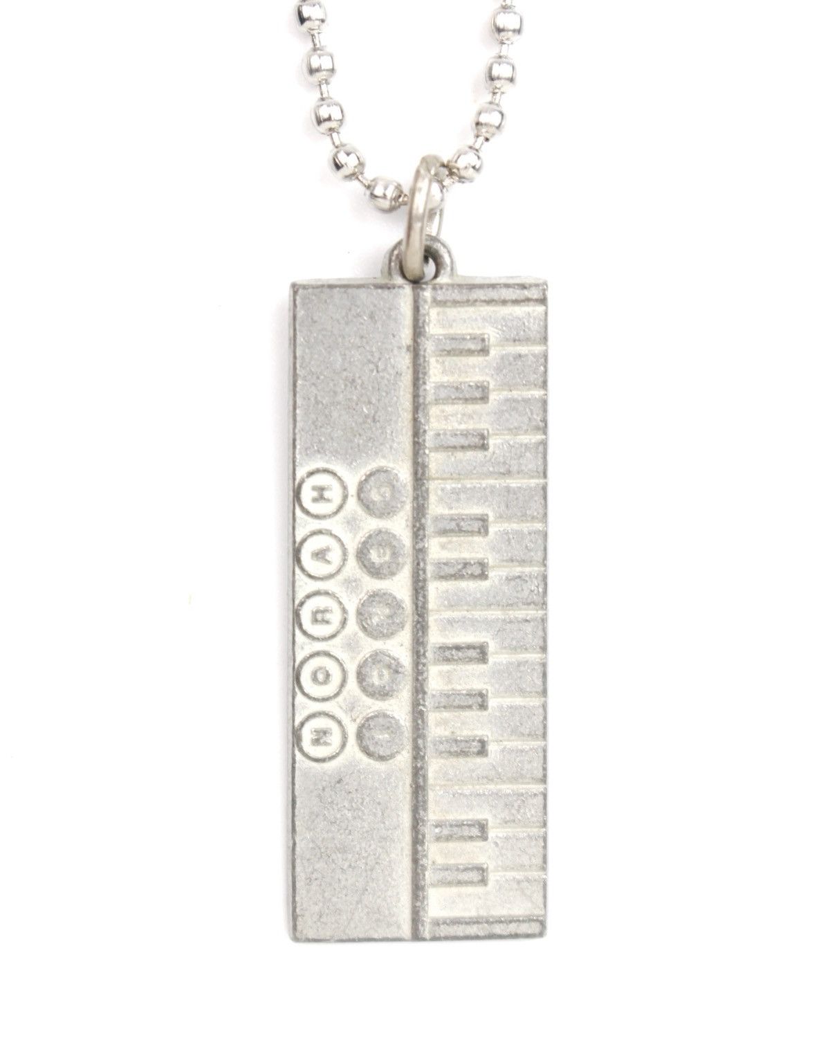 Vintage NORAH JONES MINI PIANO KEYBOARD PENDANT NECKLACE Size ONE SIZE - 1 Thumbnail