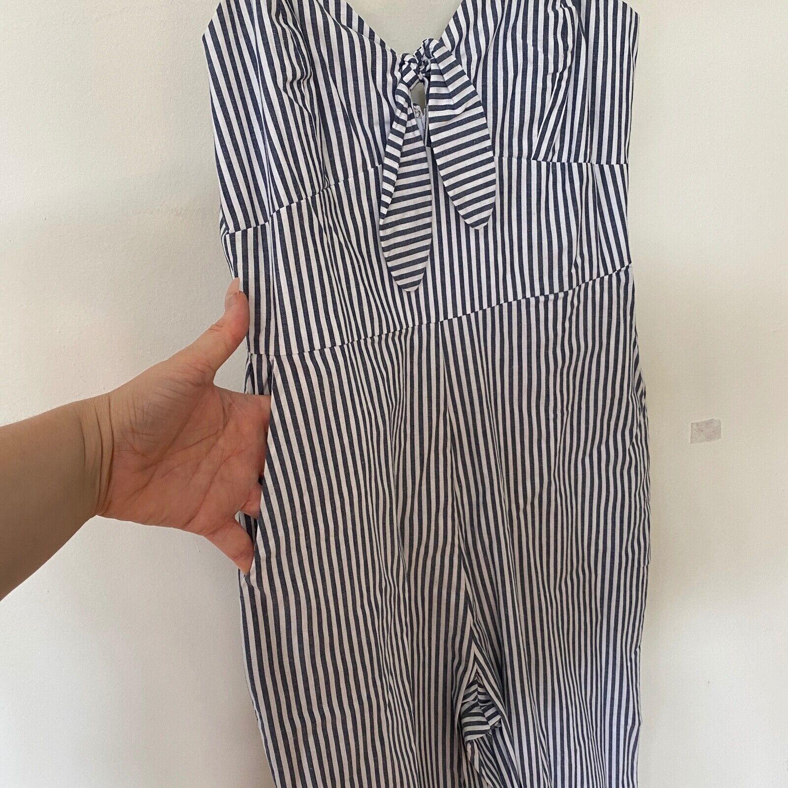 Other WAYF Massa Front Tie Blue White Pin Stripe Jumpsuit XS Size 25" / US 0 / IT 36 - 9 Thumbnail