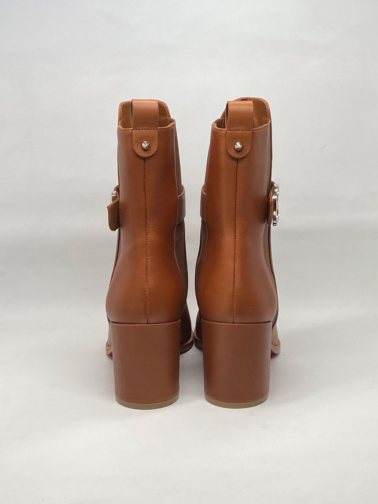 Christian Louboutin Christian Louboutin Leather 70 Chelsea Booties size 39.5 Size US 9.5 / IT 39.5 - 8 Thumbnail