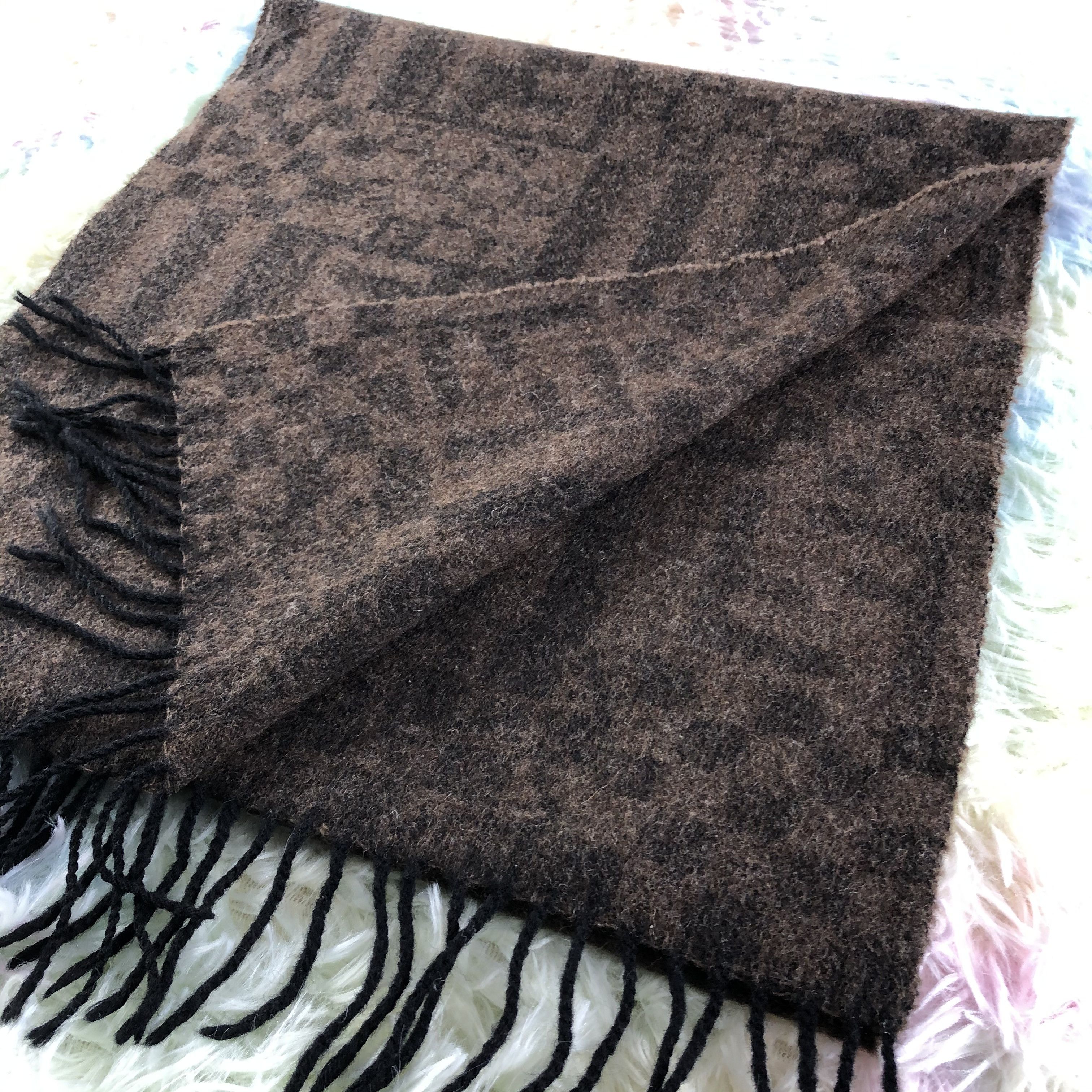 Vintage Fendi Scarf / Muffler / Neckwear Size ONE SIZE - 4 Thumbnail